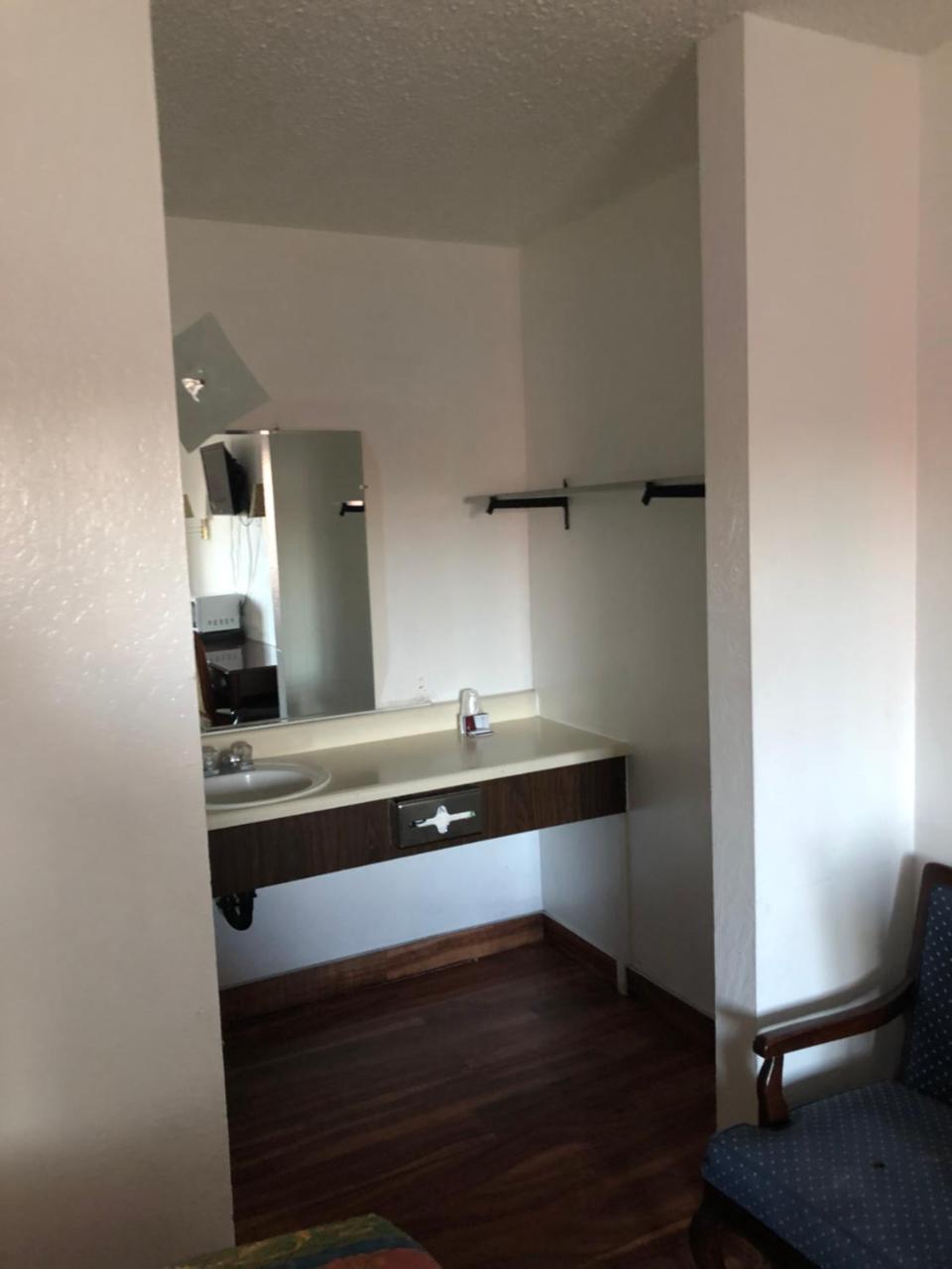 America'S Best Travel Inn リノ エクステリア 写真